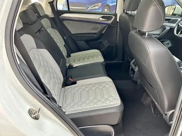 Volkswagen Tayron 2023, фото 11