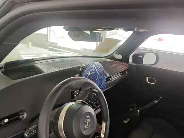 MINI 2025, фото 3