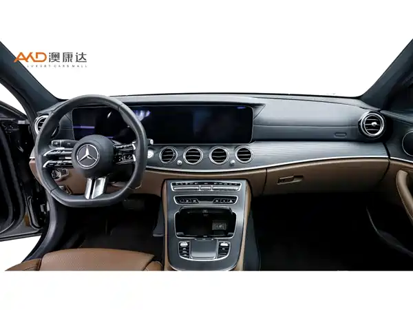 Mercedes-Benz E-Class 2023, фото 5
