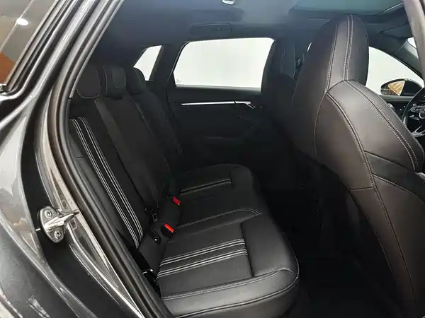Audi A3 2021, фото 23