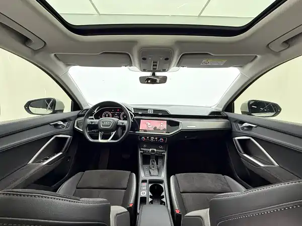 Audi Q3 2022, фото 10