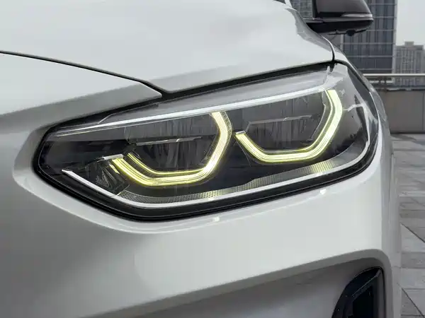 BMW 1 Series 2022, фото 9