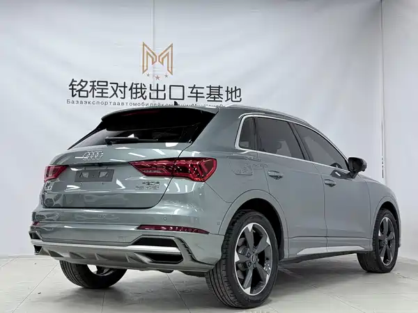 Audi Q3 2022, фото 4
