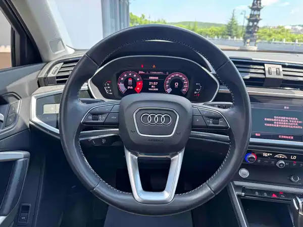 Audi Q3 2022, фото 15