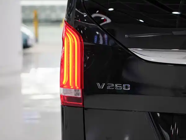 Mercedes-Benz V-Class 2022, фото 4