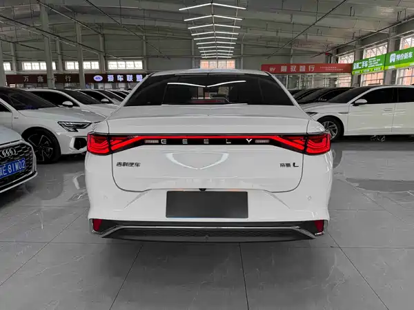Geely Emgrand L 2022, фото 5