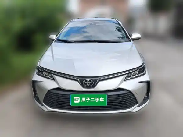 Toyota Corolla 2022, фото 2
