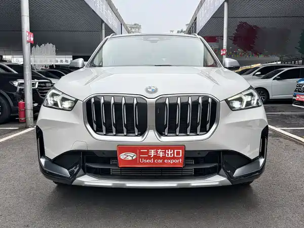 BMW X1 2023, фото 2