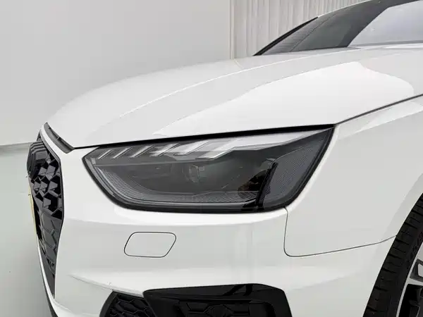 Audi A4L 2024, фото 18