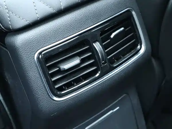 Hongqi HS5 2022, фото 12