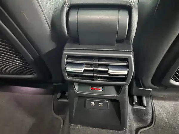 Audi A3 2023, фото 18
