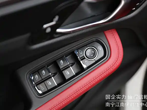 Porsche Macan 2024, фото 13