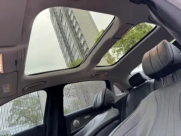 Mercedes-Benz E-Class 2022, фото 8