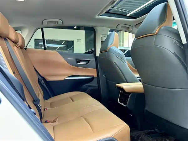 Toyota Venza 2022, фото 12