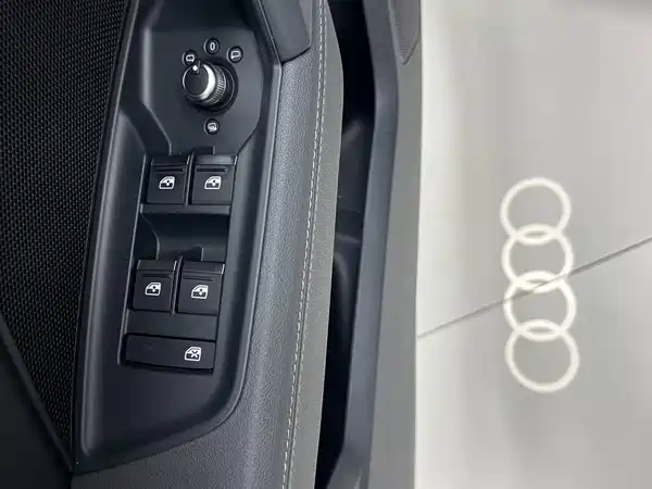 Audi A3 2022, фото 8