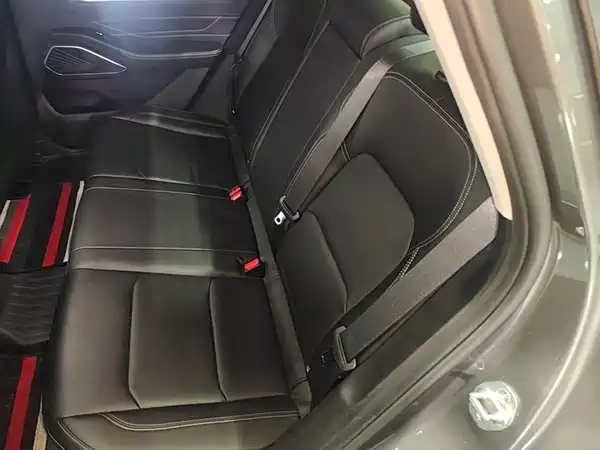 Geely Emgrand 2022, фото 17