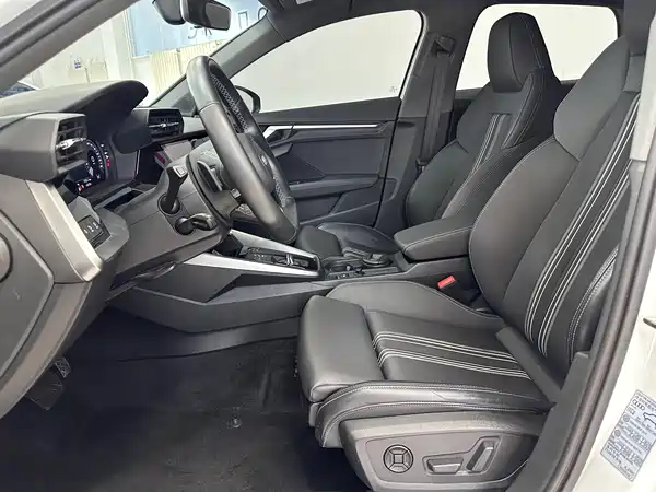 Audi A3 2023, фото 15