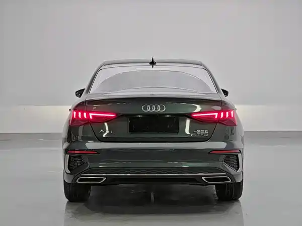 Audi A3 2023, фото 5