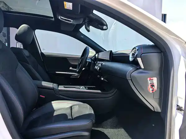 Mercedes-Benz A-Class 2025, фото 6