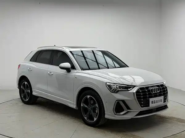 Audi Q3 2023, фото 5