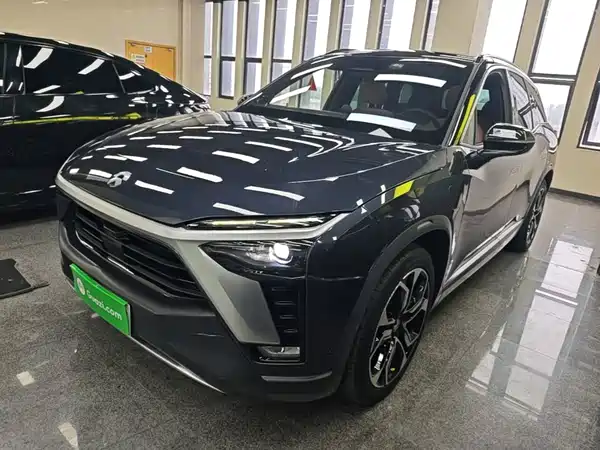 NIO ES8 2020