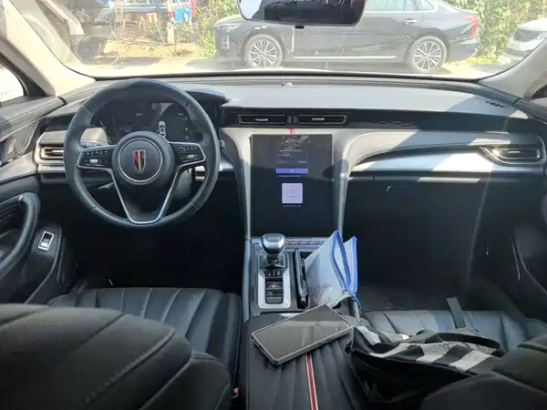 Hongqi H5 2024, фото 6