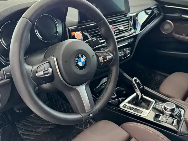 BMW 1 Series 2022, фото 7