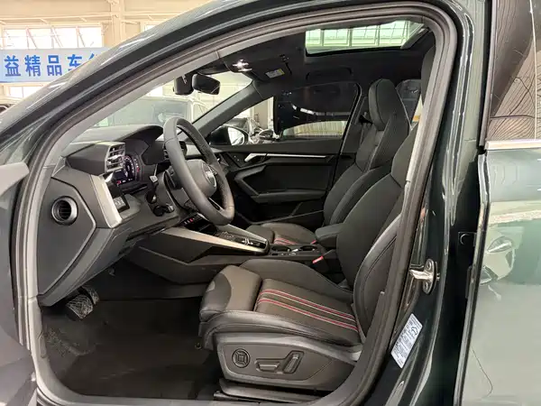 Audi A3 2022, фото 8