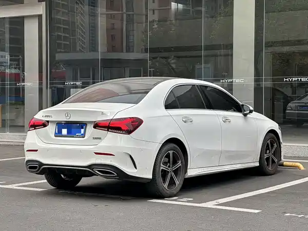 Mercedes-Benz A-Class 2022, фото 9