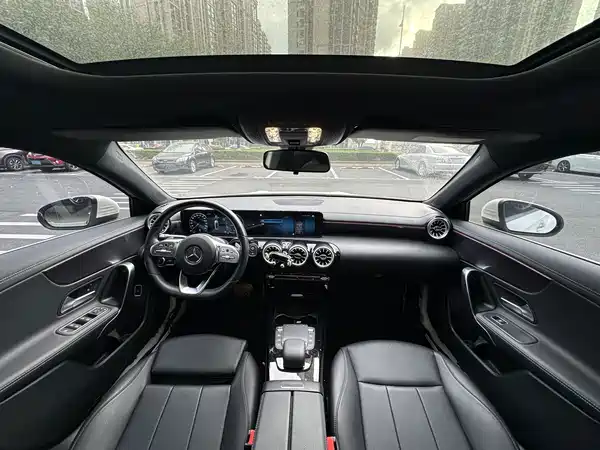 Mercedes-Benz A-Class 2022, фото 5