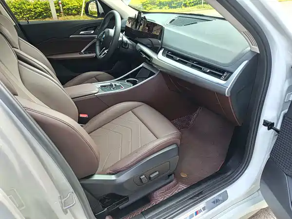 BMW X1 2023, фото 11