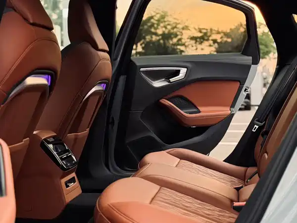 Audi A5L 2025, фото 17