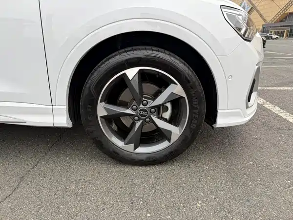 Audi Q3 2022, фото 12