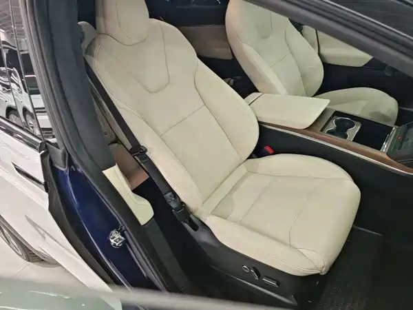 Tesla Model X 2023, фото 20