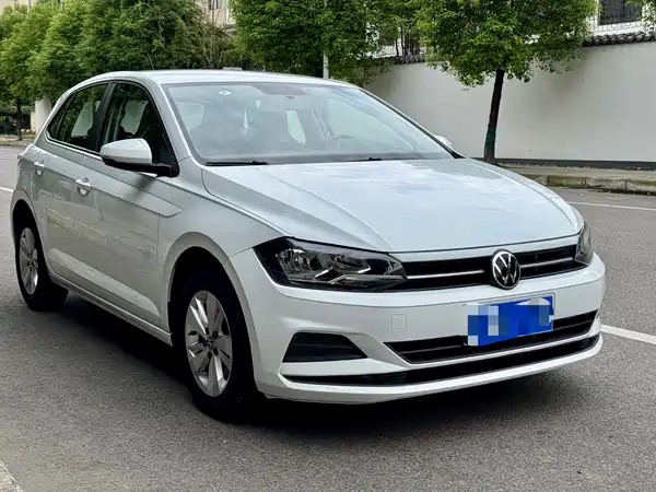Volkswagen Polo 2023, фото 3