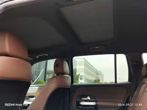 Mercedes-Benz GLB 2023, фото 10