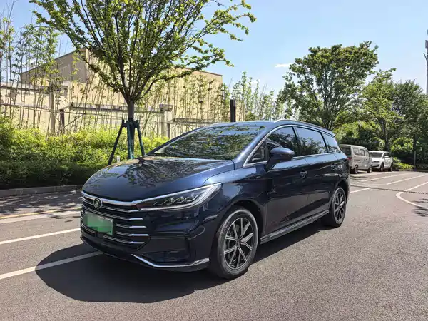 BYD Song MAX DM-i 2022