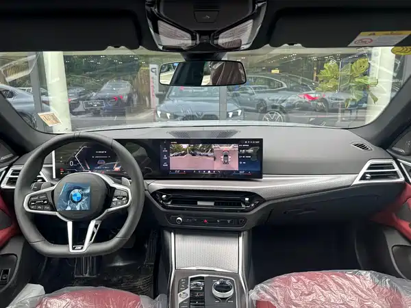 BMW 4 Series 2024, фото 8