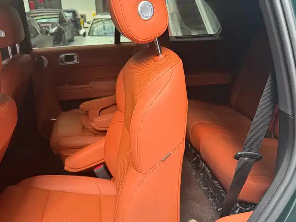 Li Auto L8 2023, фото 6