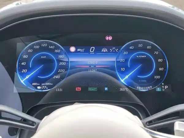 Mercedes-Benz EQS 2023, фото 6