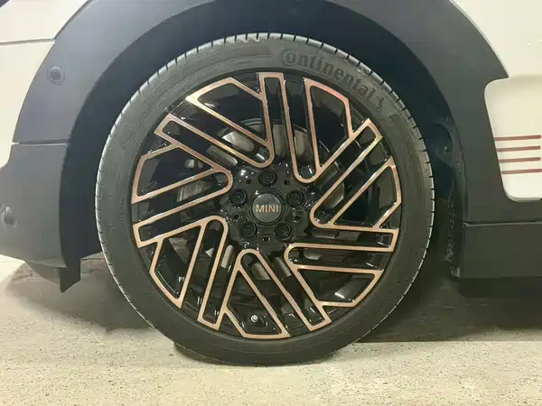 MINI CLUBMAN 2023, фото 9