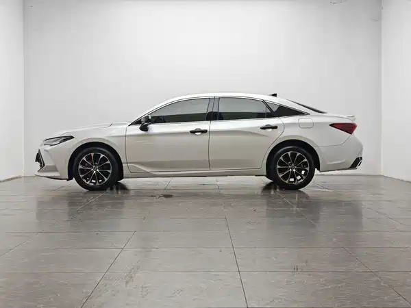Toyota Avalon 2023, фото 10
