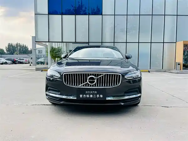 Volvo S90 2024, фото 2