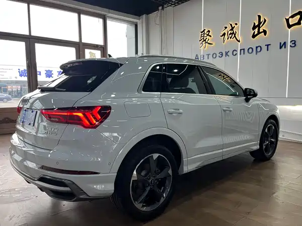 Audi Q3 2023, фото 9