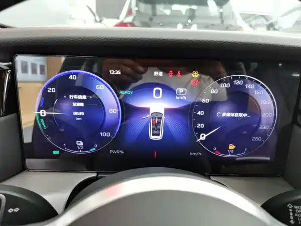 Hongqi HS7 PHEV 2024, фото 12
