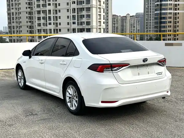 Toyota Corolla 2021, фото 4