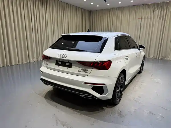 Audi A3 2023, фото 6