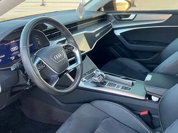 Audi A7L 2022, фото 5