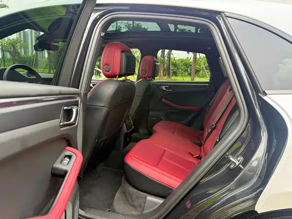 Porsche Macan 2022, фото 5