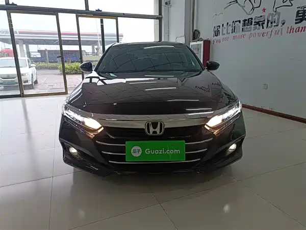 Honda Accord 2022, фото 2